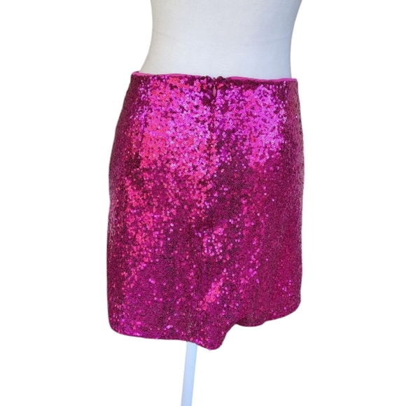 Lulu's Come My Way Magenta Sequin Mini Skirt Size Medium - Picture 4 of 7